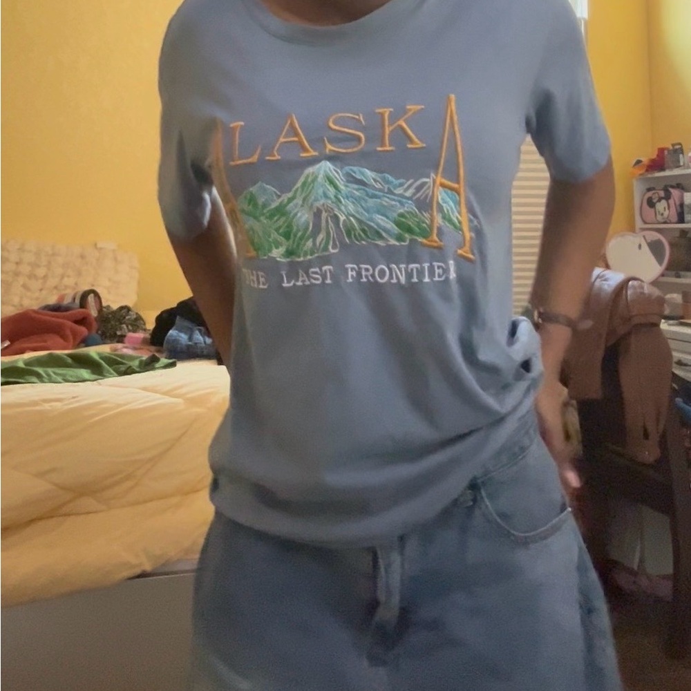 Blue Alaska Graphic T-Shirt